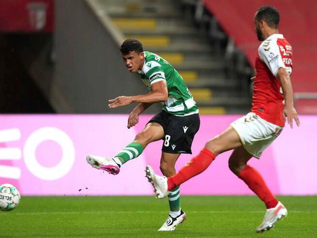 赛季格局的 赛季格局的